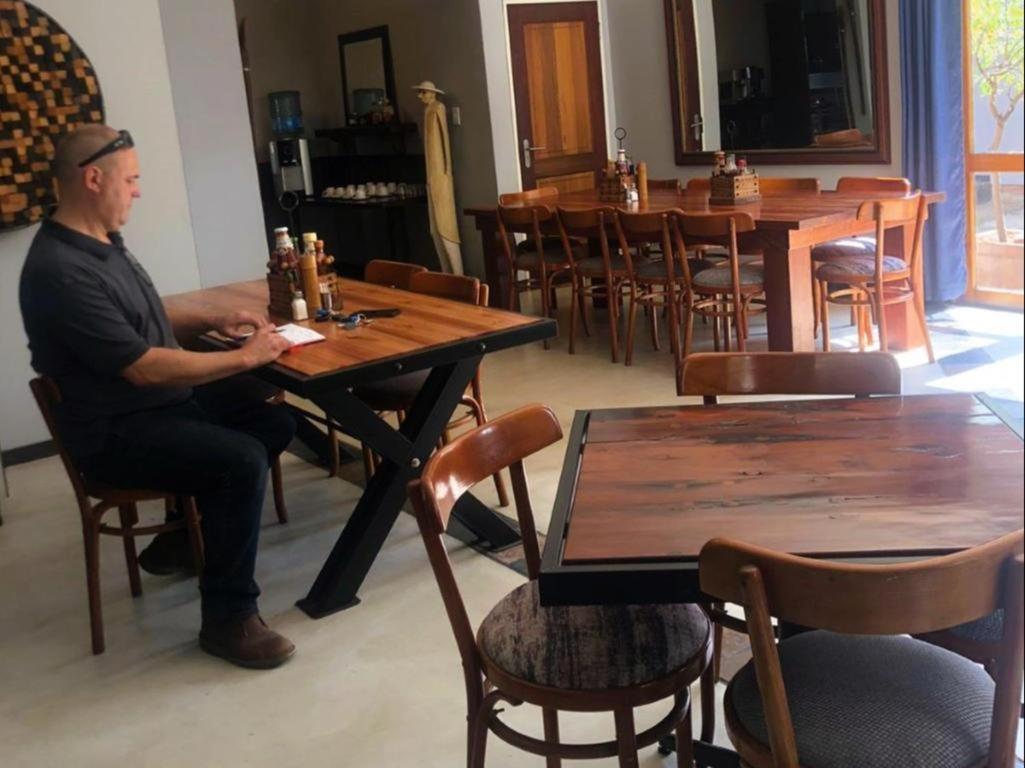 Africa Footprints Lodge Κέμπτον Παρκ Εξωτερικό φωτογραφία