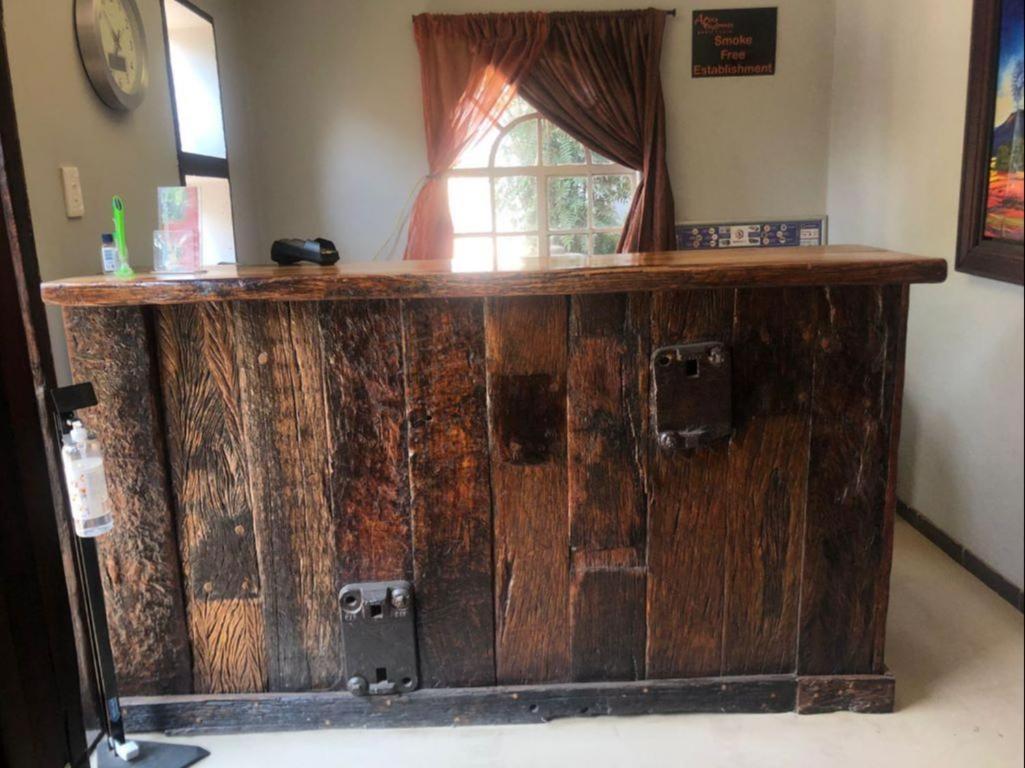 Africa Footprints Lodge Κέμπτον Παρκ Εξωτερικό φωτογραφία